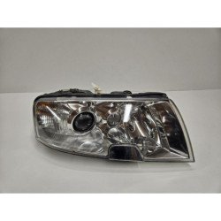 Optique Avant Principal Droit (feux)(phare) Skoda Superb 1